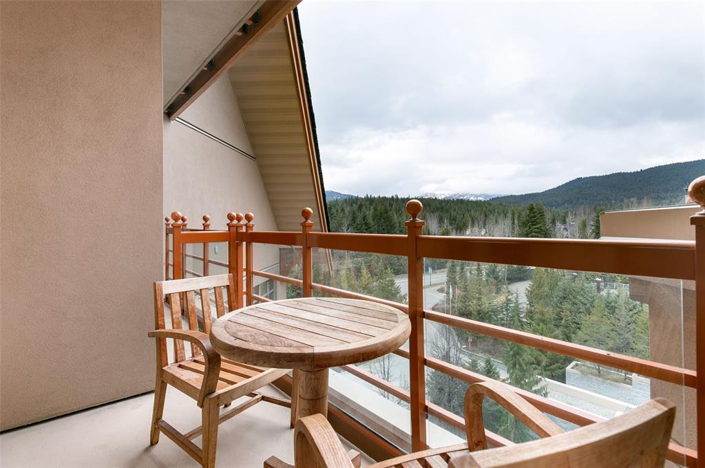 Luxury Condo - Four Seasons Resort | Balcony
